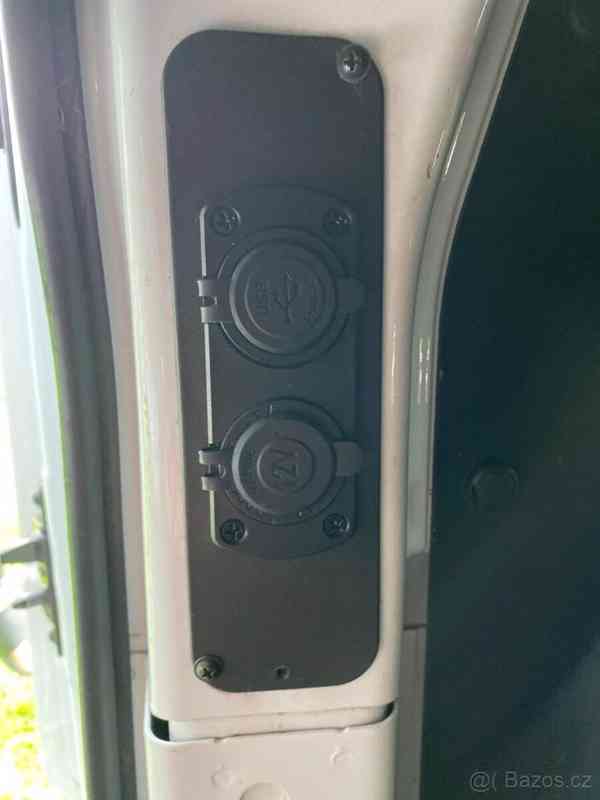 Ford Transit 2,2   Prodám Ford Tranzit Custom 2.2 - foto 14