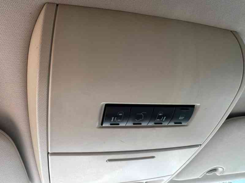 Chrysler Town Country 3.8 6 Stown DVD 2008 - foto 20