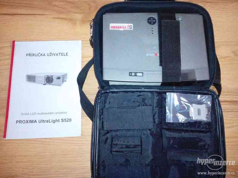 Prodám projektor Proxima UltraLight S520 - foto 1