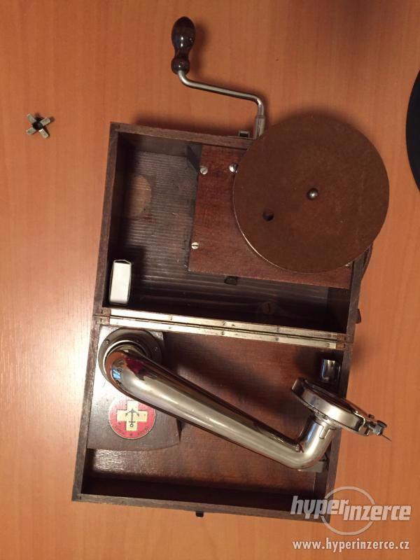 Mini gramofon z roku 1925 – Thorens - Swiss - foto 2