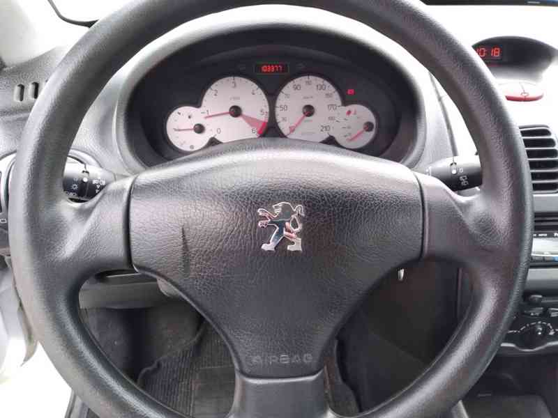 PEUGEOT 206 1.4 HDI - foto 15