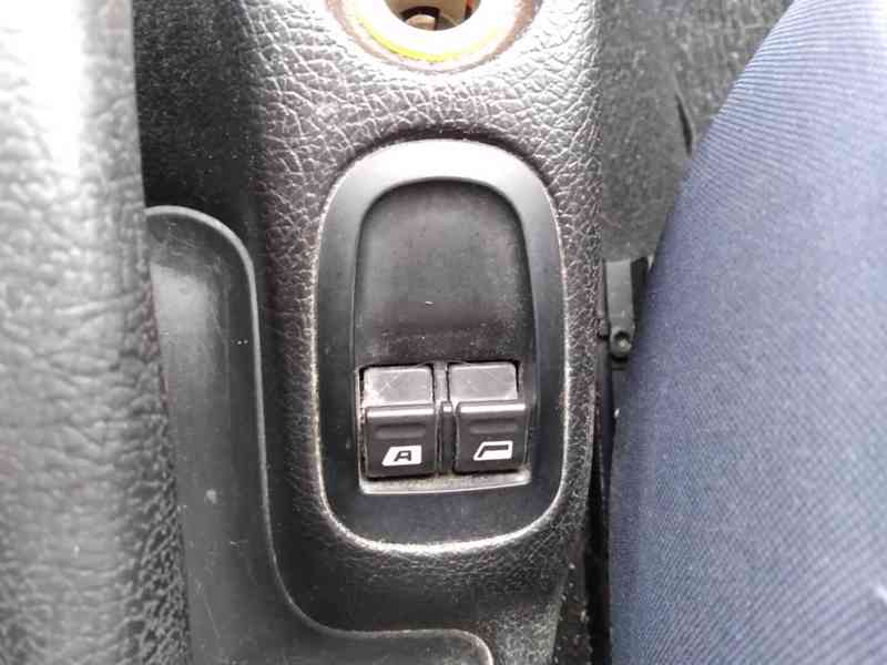 PEUGEOT 206 1.4 HDI - foto 19