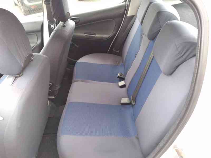 PEUGEOT 206 1.4 HDI - foto 10