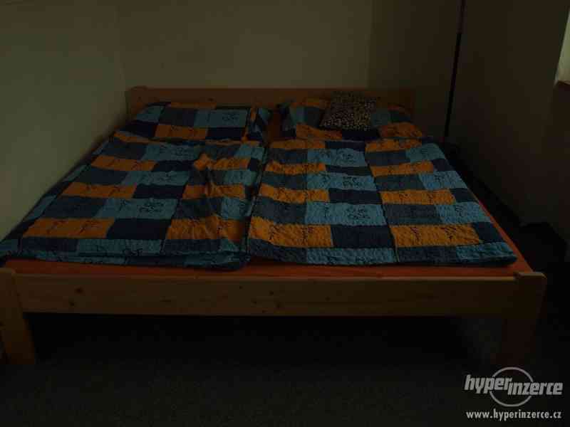 Masivní smrková postel Vectra - foto 5