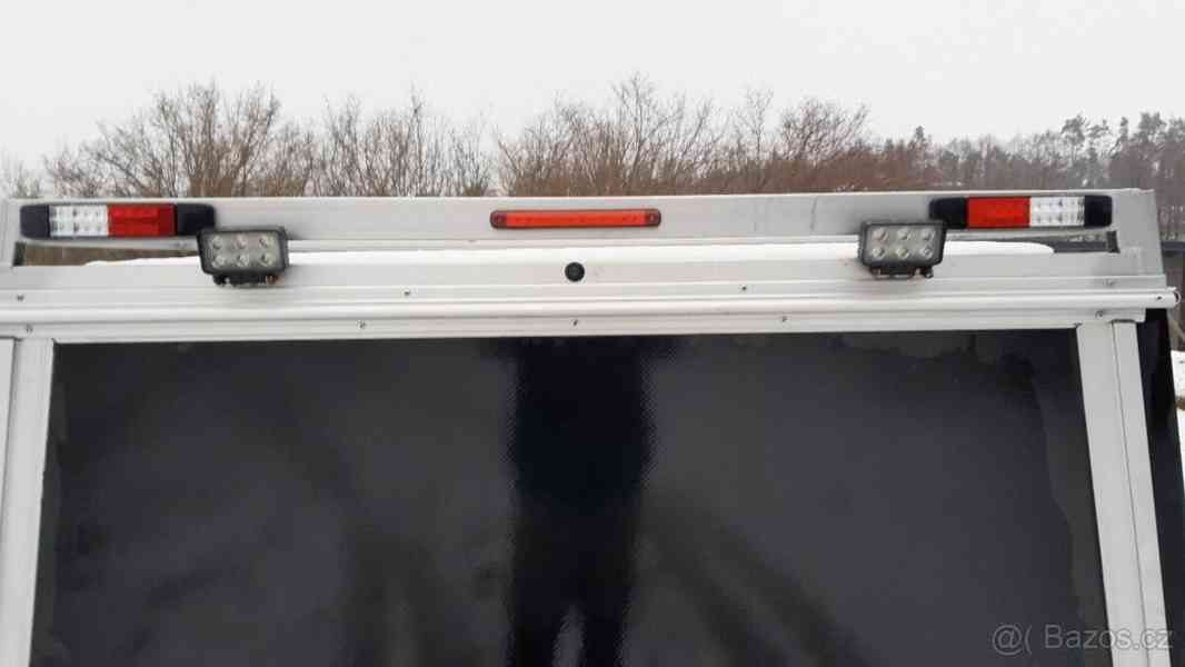 Isuzu D-Max 2,5 - foto 8