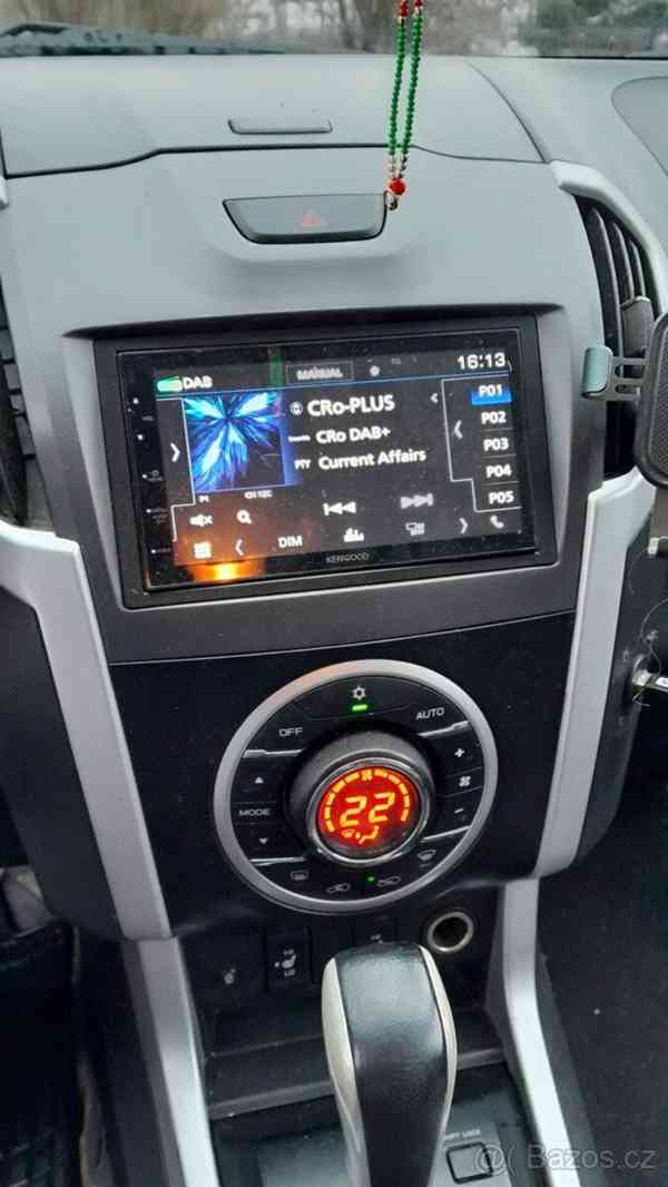 Isuzu D-Max 2,5 - foto 15