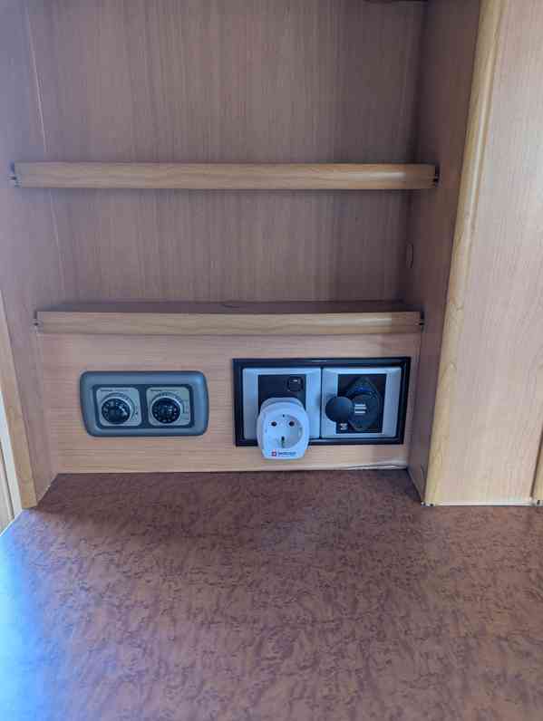 Prodám karavan - foto 5