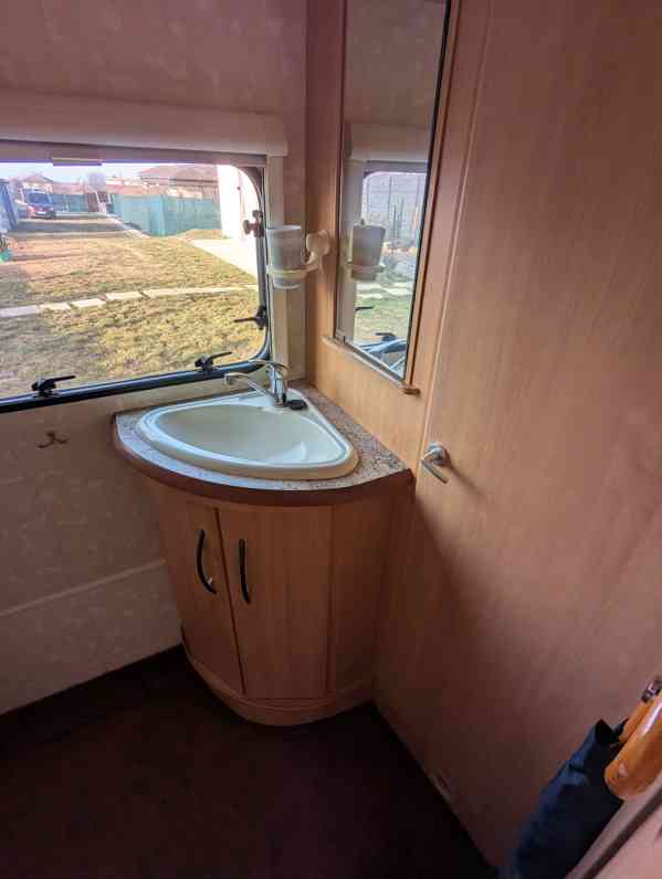 Prodám karavan - foto 7