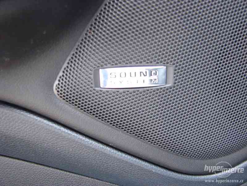 Škoda Octavia 2.0 TDI RS Combi r.v.2010 (serviska) - foto 12