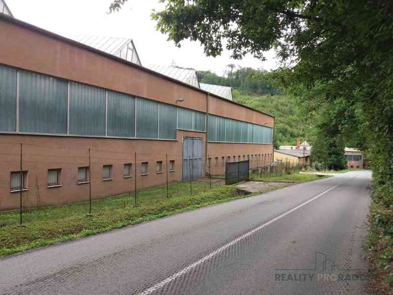 PRONÁJEM SKLADOVACÍ HALY V JOSEFOVĚ U ADAMOVA 756m2 - foto 8