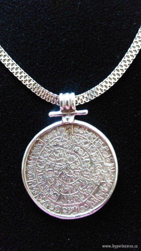 Stříbrný medailon na řetízku - foto 2