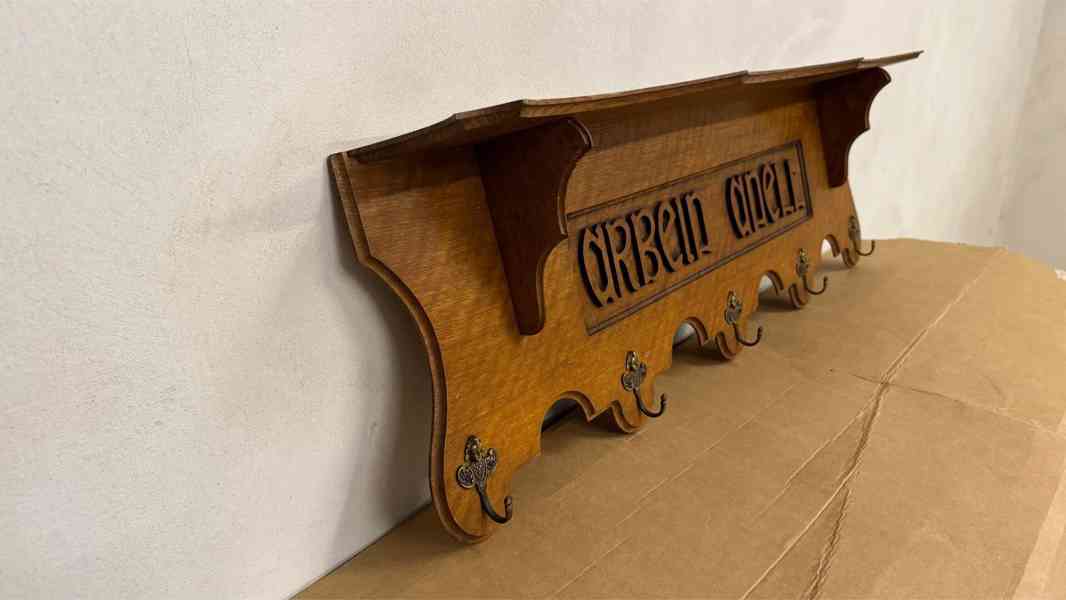 Starožitný rustikální věšák - foto 5