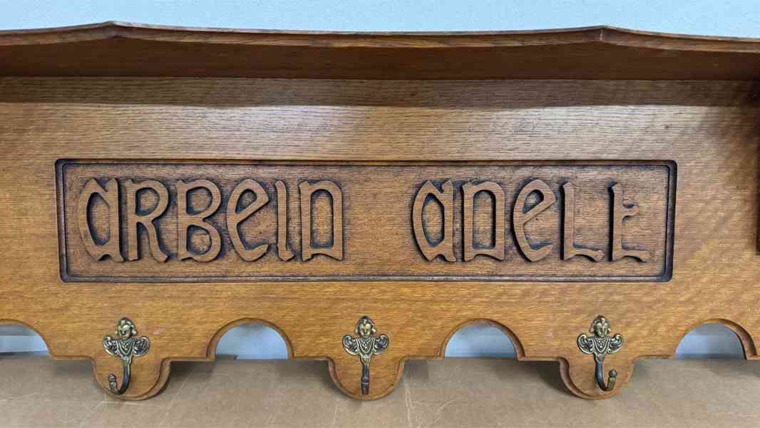 Starožitný rustikální věšák - foto 7