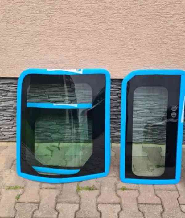 Dobrý deň Predám homologizované zadné výklopné sklá na stave - foto 6