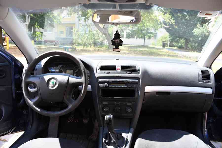 Škoda Octavia II 1.6MPi 2008 Combi bez známek koroze - foto 8