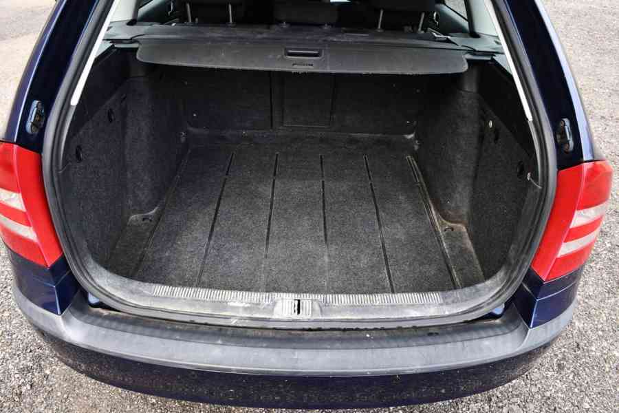Škoda Octavia II 1.6MPi 2008 Combi bez známek koroze - foto 13