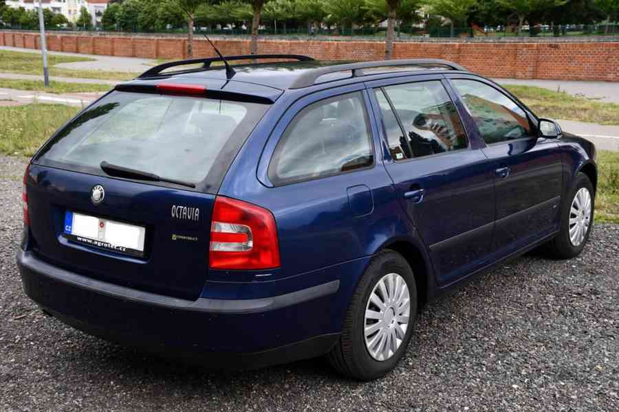 Škoda Octavia II 1.6MPi 2008 Combi bez známek koroze - foto 2