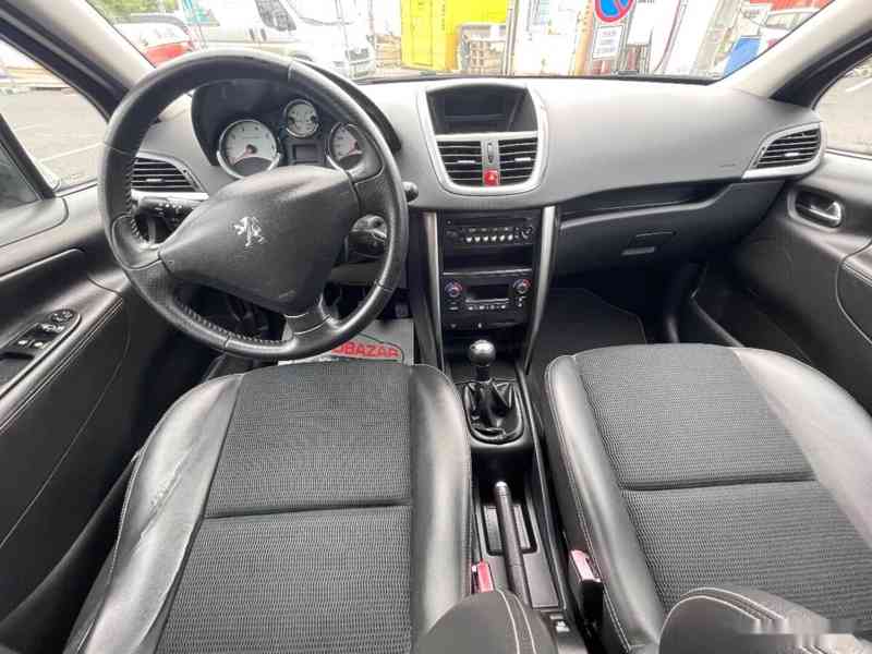 Peugeot 207, 1,4 70kW, SERVISKA - foto 17