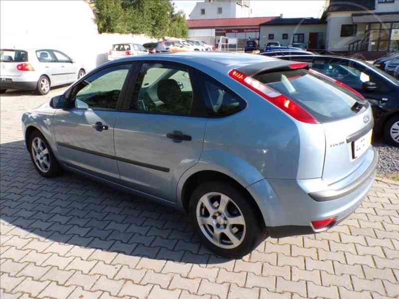 Ford Focus 2,0 TDCi XENON,KLIMA-HNED ODJÍŽDÍTE - foto 4