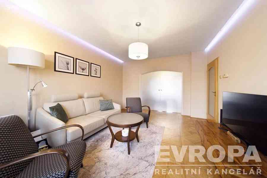 Prodej rodinného domu 198 m², pozemek 278 m² - foto 22