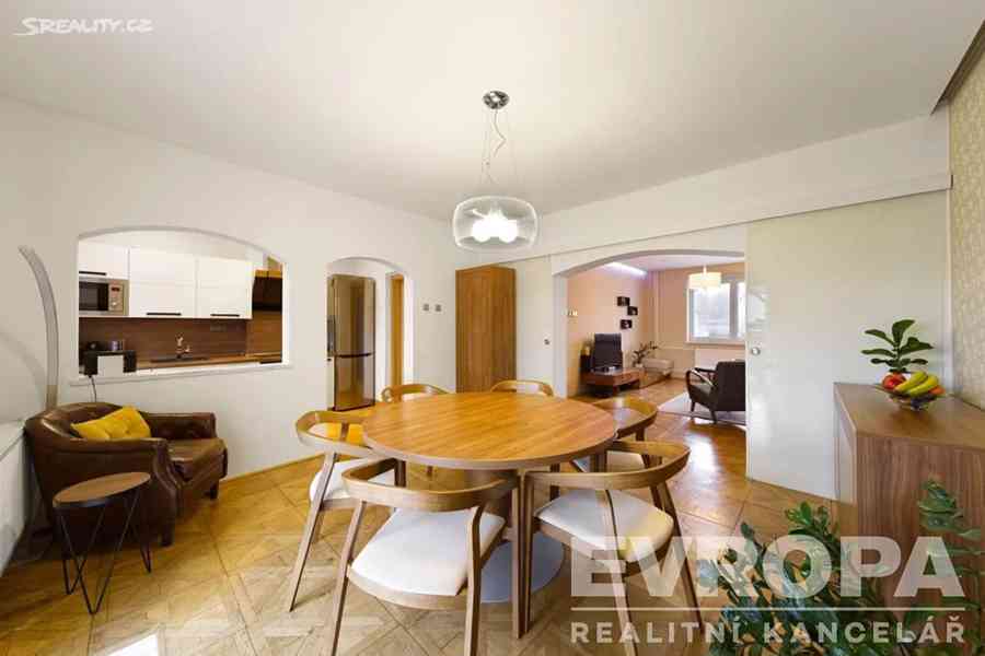 Prodej rodinného domu 198 m², pozemek 278 m² - foto 20