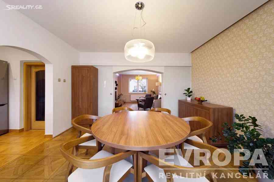 Prodej rodinného domu 198 m², pozemek 278 m² - foto 24