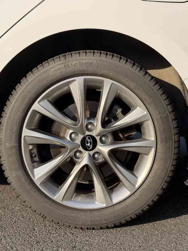 Hyundai i40 Kombi 1.7 CRDi 100 kW, 1. majitel, 27 800 km - foto 10
