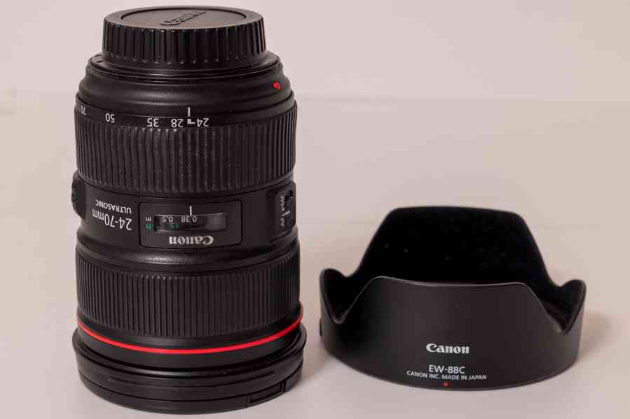 Canon EF 24-70mm f/2.8L II USM - foto 1