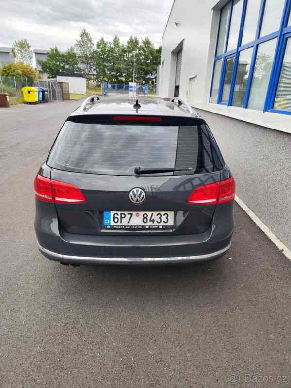 Volkswagen Passat 2,0   Volkswagen Passat kombi - foto 4