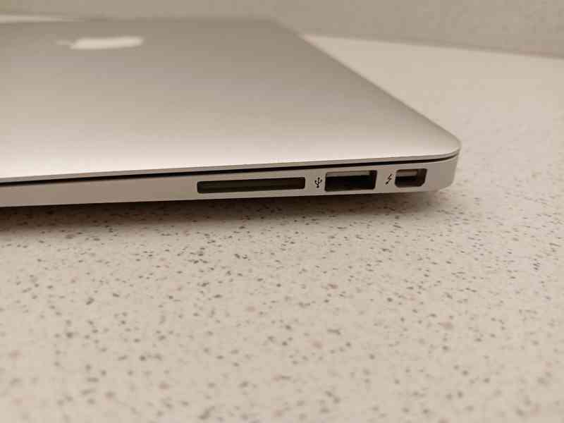 MacBook Air 13" CZ - foto 6