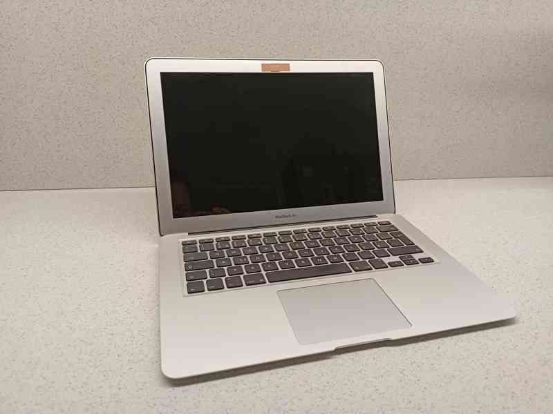 MacBook Air 13" CZ - foto 2