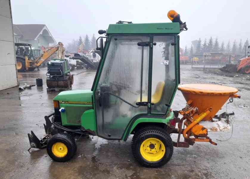 Traktor John Deere 415 - foto 5