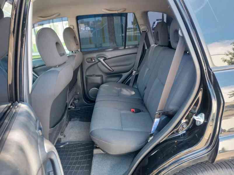 Toyota RAV 4 2.0i Sol 4x4 benzín 110kw - foto 12