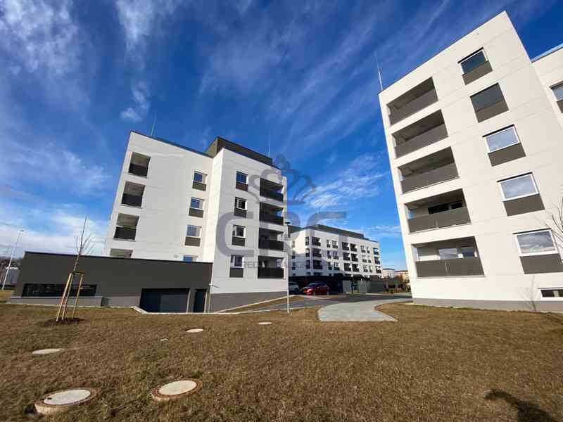 PRONÁJEM LUXUSNÍ NOVOSTAVBY BYTU 3+KK V OPAVĚ - foto 19
