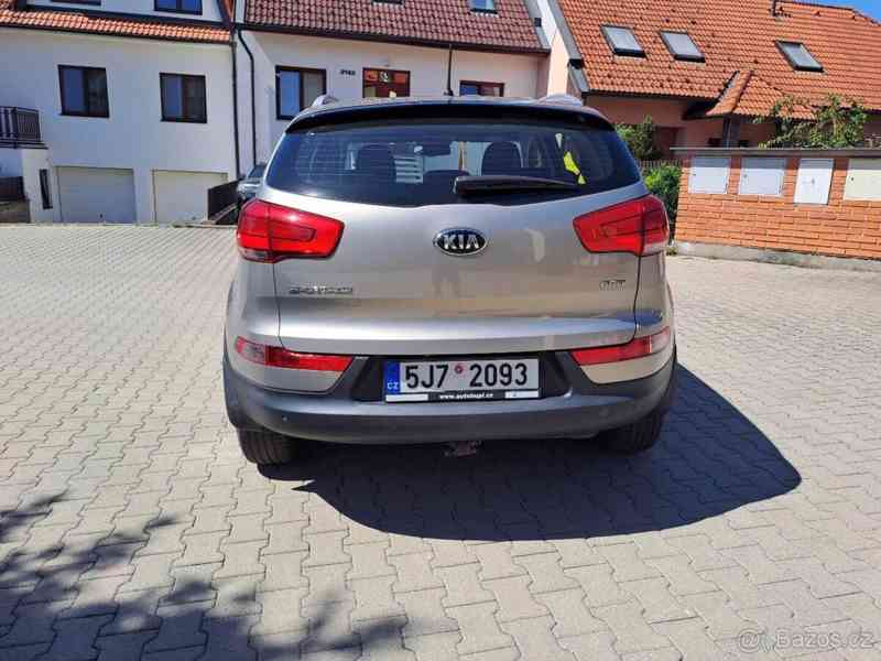 Kia Sportage 2.0 CRDi 100 kW 4x4 - foto 6
