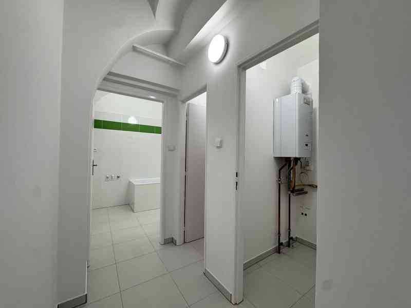 Pronájem 2+1, 68 m2, Smetanovo nám., Litomyšl - foto 3