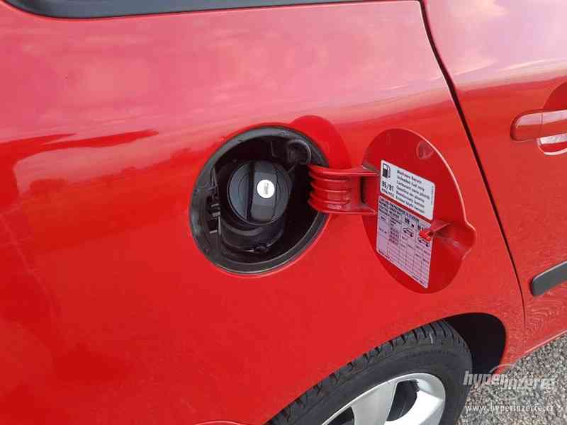 Škoda Fabia 2 combi 1.6 16v 77kw elegance 1.majitel - foto 19