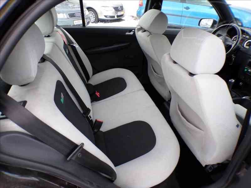 Škoda Fabia 1,9 TDI-96KW RS XENONY - foto 11