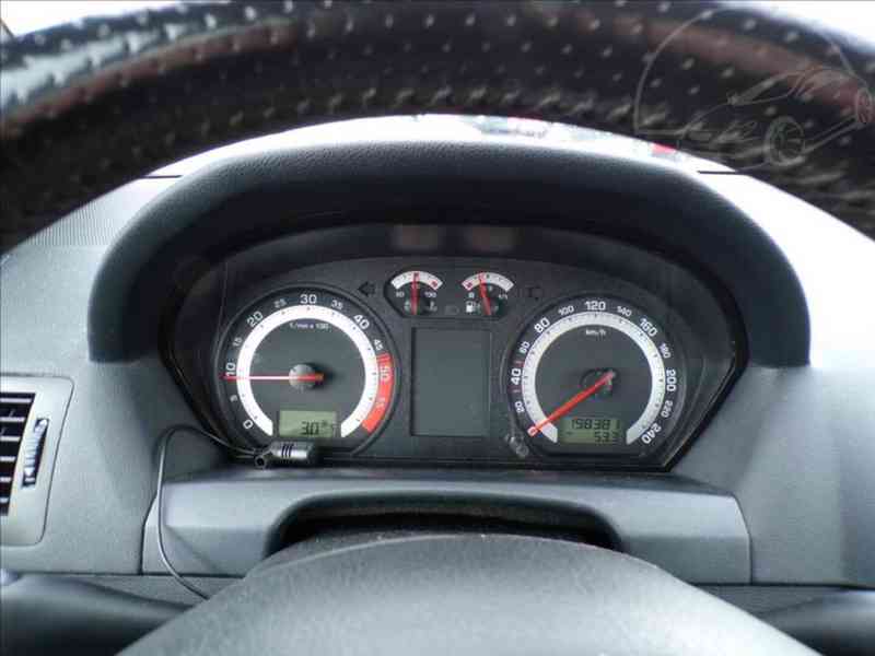 Škoda Fabia 1,9 TDI-96KW RS XENONY - foto 6