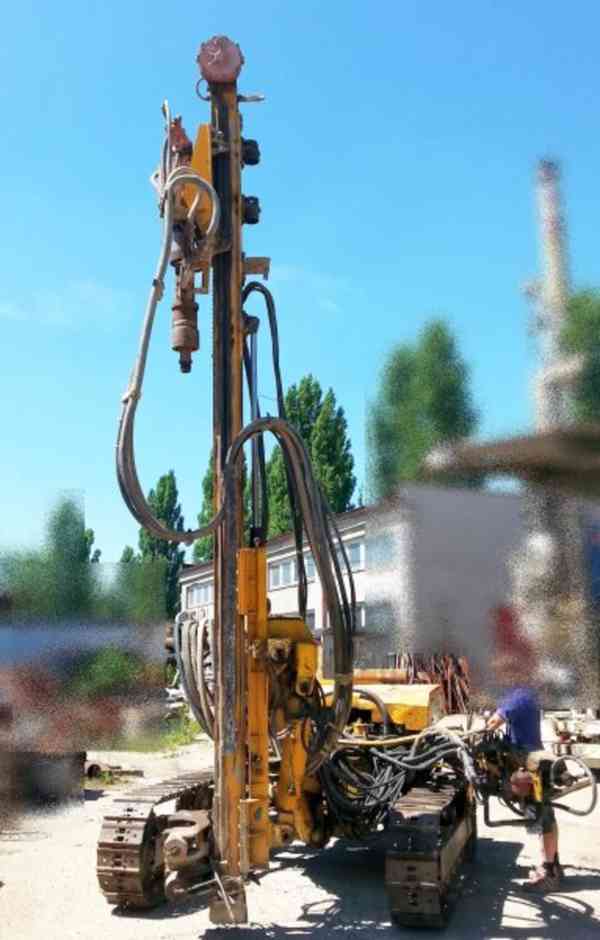 5.5t vrtačka Bohler DTC120 - foto 10