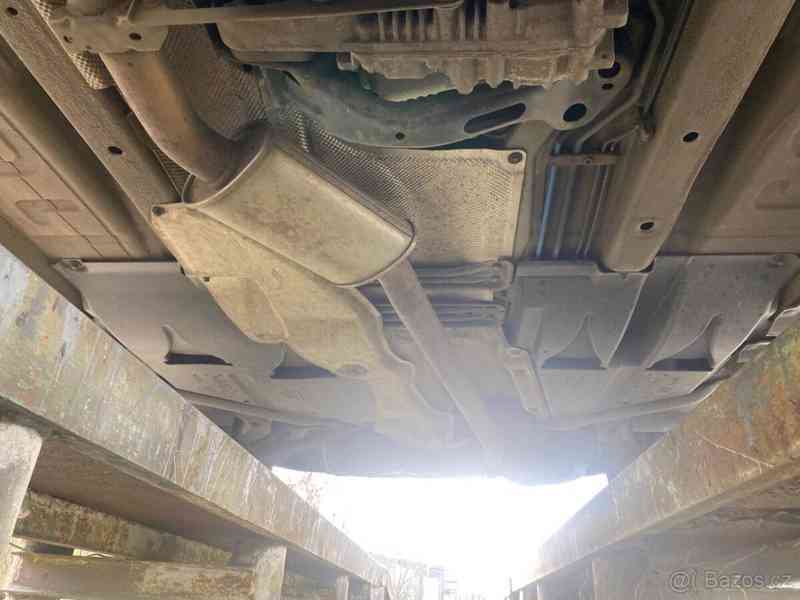 BMW X3 2,0   e83 xDrive d 130kw - foto 11