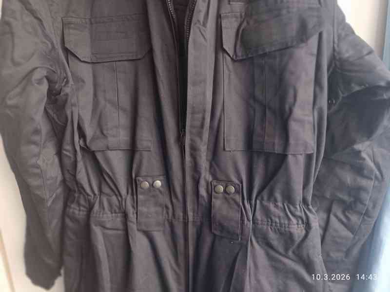 Prodám tmavou ZIMNÍ KOMBINEZU OZBROJ. složek, vel. XL - foto 10