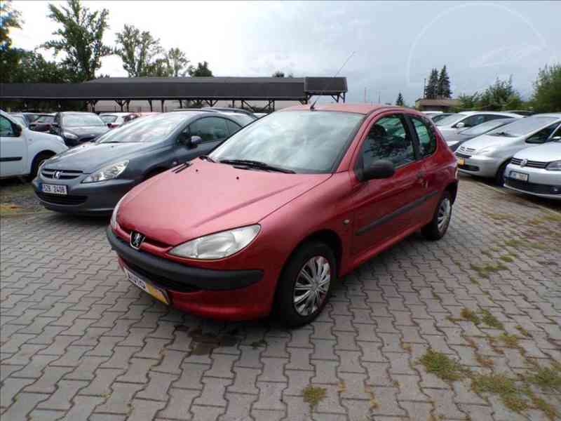 Peugeot 206 1,1 i POSILOVAČ ŘÍZENÍ - foto 2