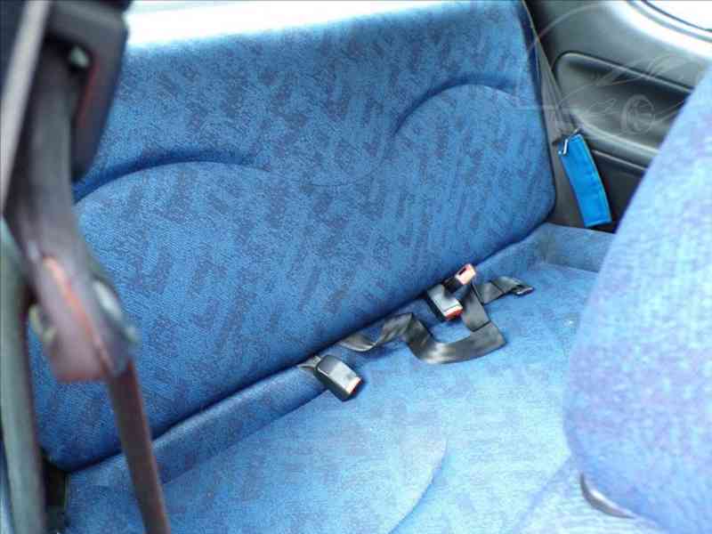 Peugeot 206 1,1 i POSILOVAČ ŘÍZENÍ - foto 10