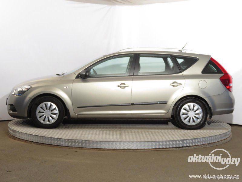 Kia Ceed 1.6 CVVT 92kW 1.6, benzín, vyrobeno 2011 - foto 6