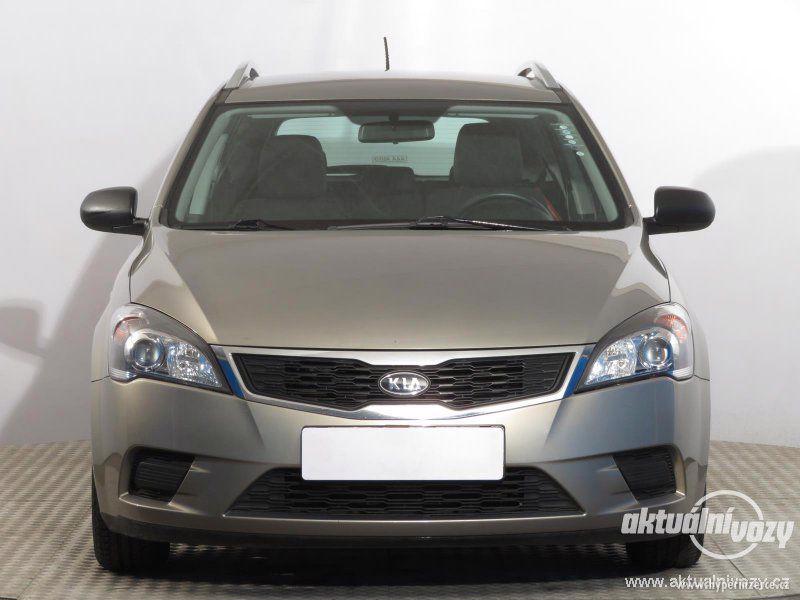 Kia Ceed 1.6 CVVT 92kW 1.6, benzín, vyrobeno 2011 - foto 14