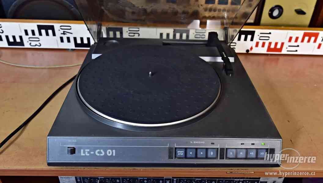 RFT LT-CS 01 tangenciální gramofon - foto 1