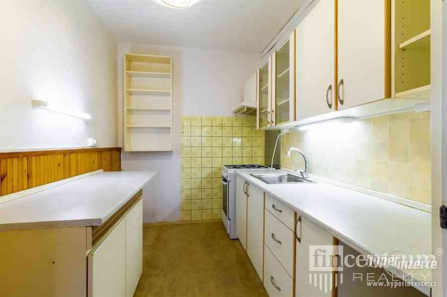 Prodej bytu 3+kk 67 m2 Na Stráni, Čelákovice - foto 6