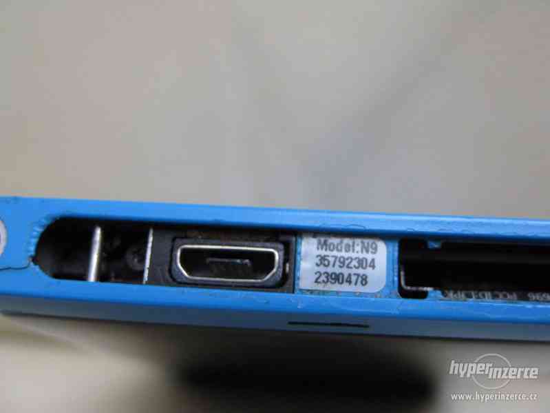 Nokia N9 - dotykový mobilní telefon s operačním syst. MeeGo - foto 11