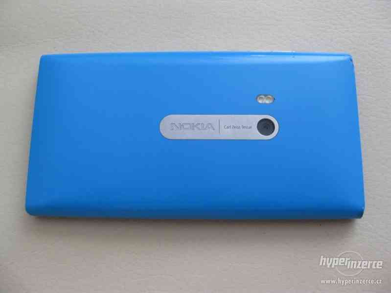 Nokia N9 - dotykový mobilní telefon s operačním syst. MeeGo - foto 13
